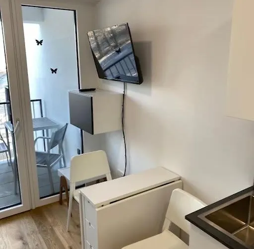 Serviced Im Zentrum #komplett Ausgestattet * Berg bei Rohrbach